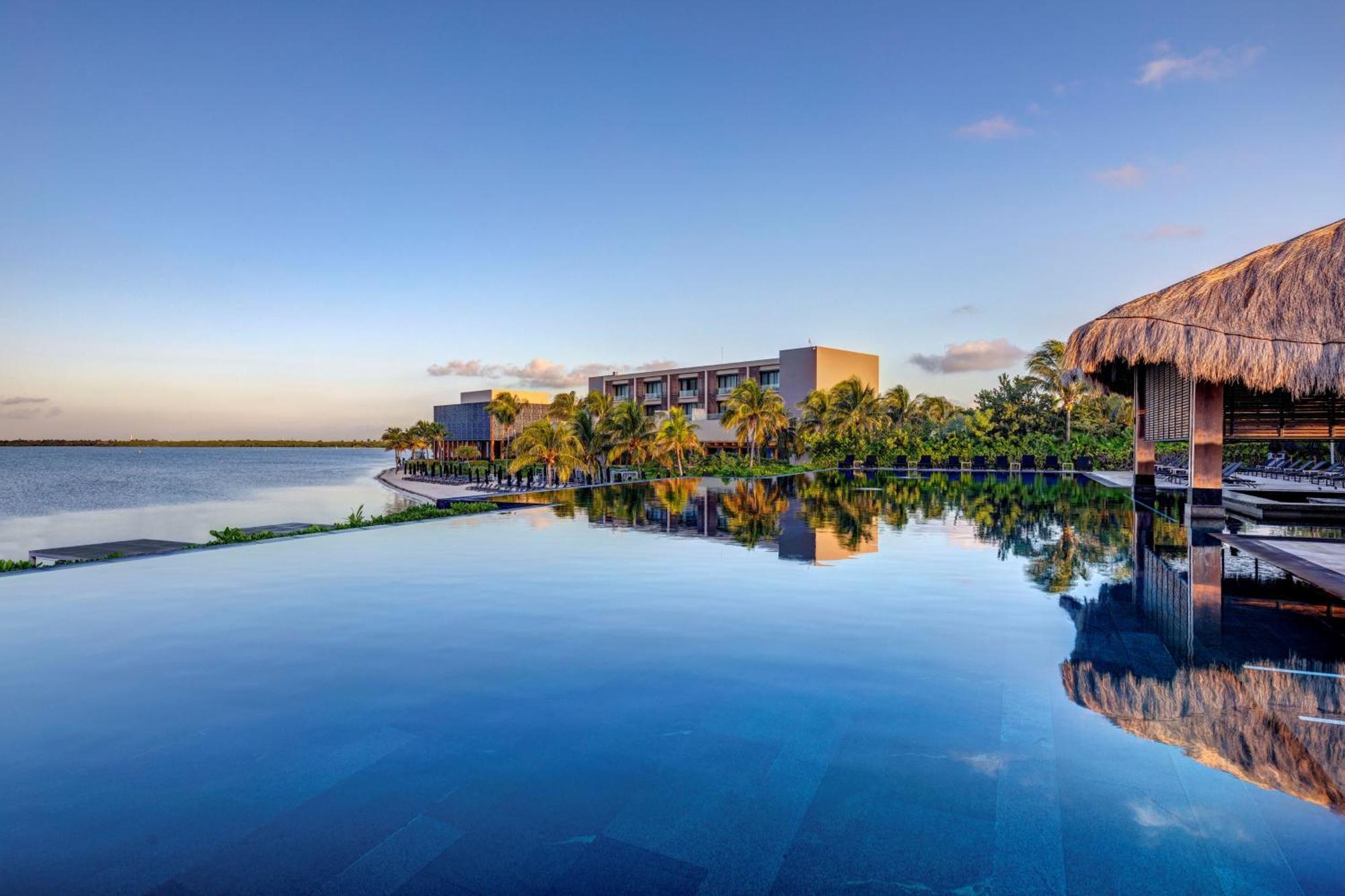 Nizuc Resort & Spa Cancun Exterior photo