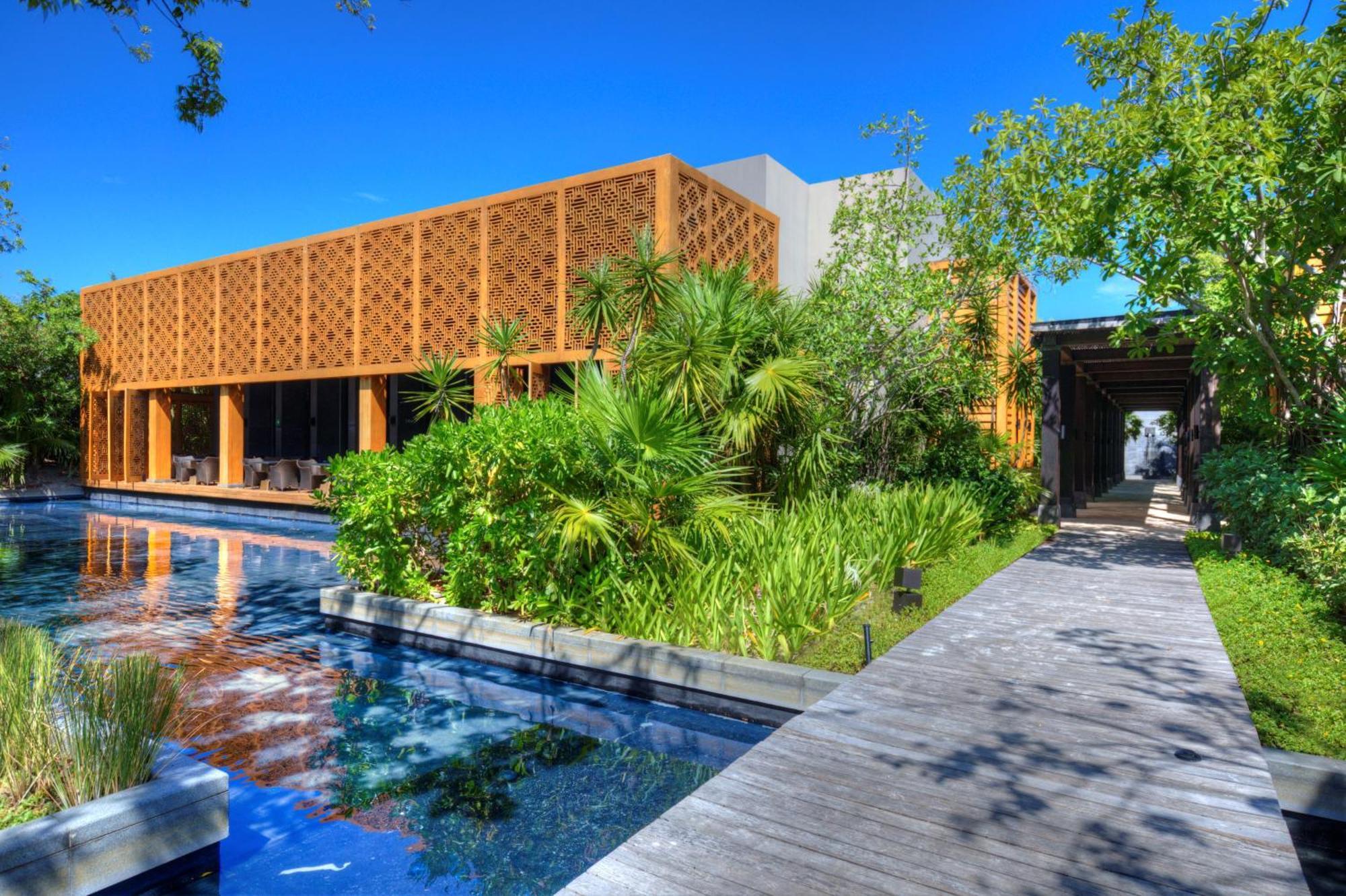 Nizuc Resort & Spa Cancun Exterior photo